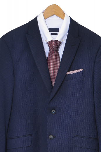 Style no.16472 - These men's dark blue sailor-inspired blazer are tailor made in a fine wool and tweed and cut to a slim fit, featuring single breasted button closure and notch lapels. 