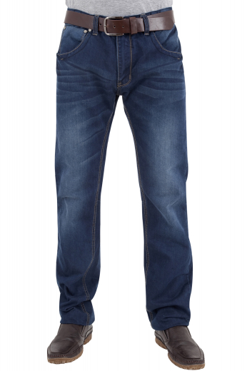These men's dark blue denim jeans are tailor made in a fine denim and cut to a slim fit, featuring extended belt loops and levi style pockets. It is a fantastic casual wardrobe staple!
