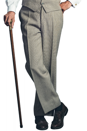This men's custom made grey trouser is tailor made in a fine wool blend and cut to a slim fit, featuring slash pockets, extended belt loops and a flat front pleat. It is a fantastic option for your everyday wardrobe!