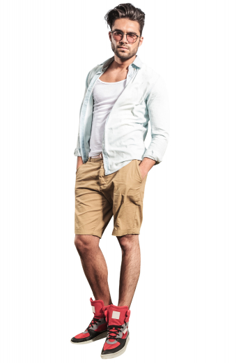 These camel coloured khaki shorts are tailor made in a fine wool blend and cut to a slim fit, featuring slash pockets and extended belt loops, perfect for casual wear. 