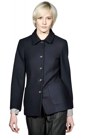 Go trendy in cold with these custom-made navy-blue overcoats that are peppy semi-formal winter wears. They flaunt hand sewn shirt collar lapels, two rounded lower patch pockets with 5 front buttons to close and a tapered waist. They can be made crease free with mink cashmere for a seamless finish.