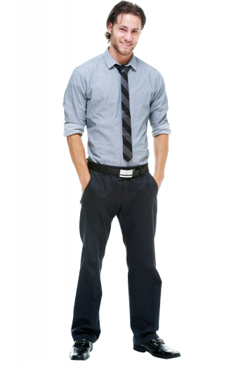 This men's black trouser is tailor made in a fine wool blend and cut to a slim fit, featuring slash pockets and a flat front pleat. It is a fantastic option for your everyday wardrobe!