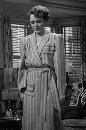 Vintage Movie Coats For Women Inspired by the incredibly gorgeous striped coat worn in The Maltese Falcon is this custom vintage movie replica coat for women. An absolute head-turner, this women’s vintage coat is a great buy for any vintage film festival.